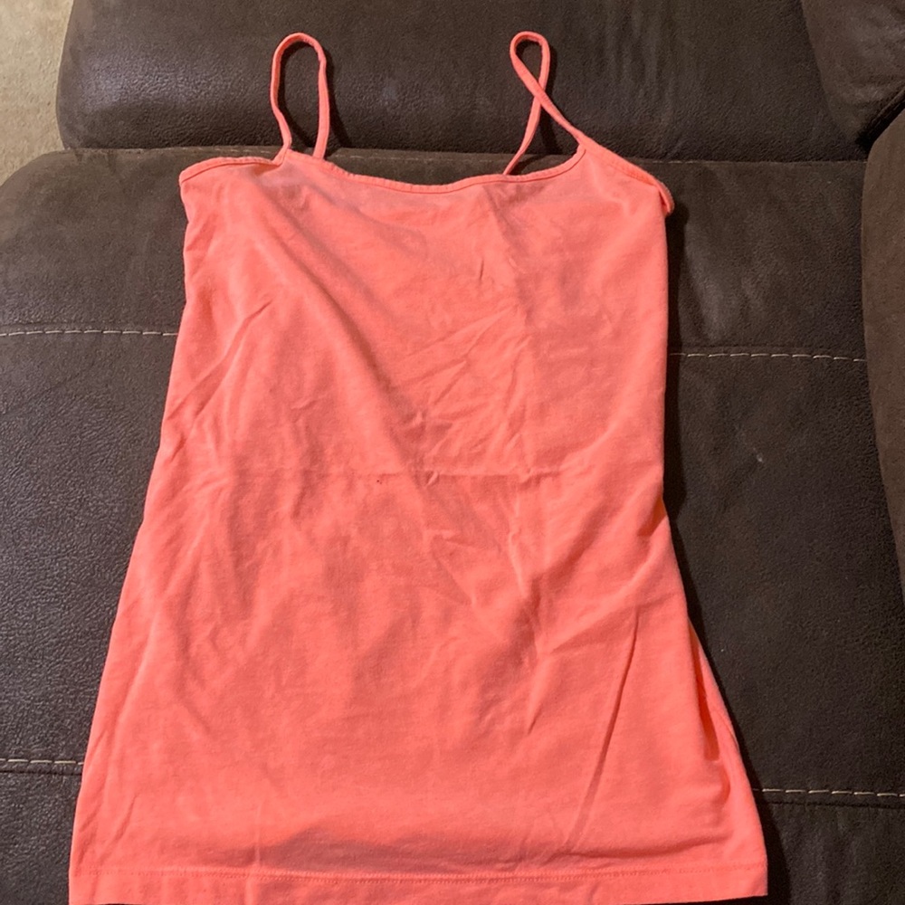 Peach colored tank top. Size medium